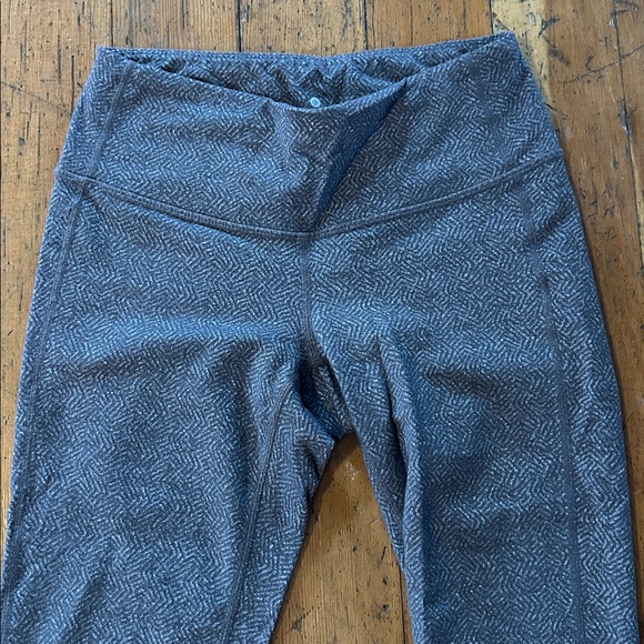 ATHLETA women’s XXS grey patterned leggings super cute, soft n comfy - Picture 2 of 8